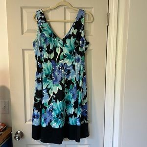 Floral sleeveless dress size 14 blue green black